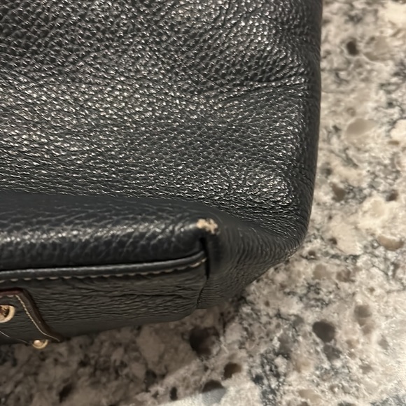 NWOT. Dooney & Burke Pebble Leather Logo Lock Hobo $150 $274 - Picture 14 of 14